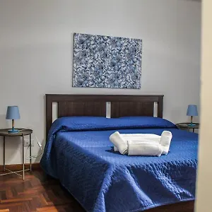 Alexander House Pensión